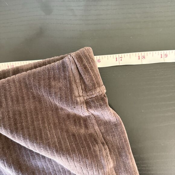 Old Navy Active Large High Rise PowerSoft Rib Knit Flare Pull On Pants - Picture 9 of 12